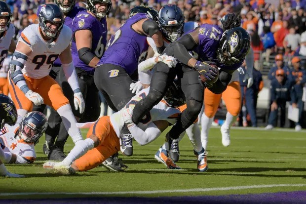 Ravens Destroy Denver; Will Host Cincinnati Thursday Night